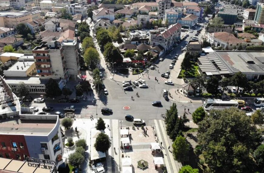 Bashkia Shkodër kufizon levizjet për automjetet në sheshin “Nënë Tereza”…